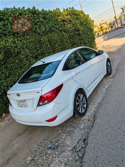 هیوندای ئەکسنت